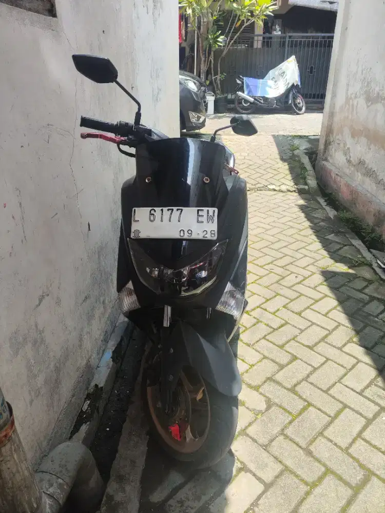 Nmax pemakaian pribadi masih orisinil belum pernah bongkar tahun 2018
