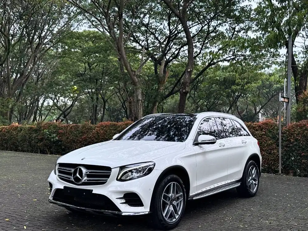 Mercedes Benz GLC200 2018 AMG Line Panoramic