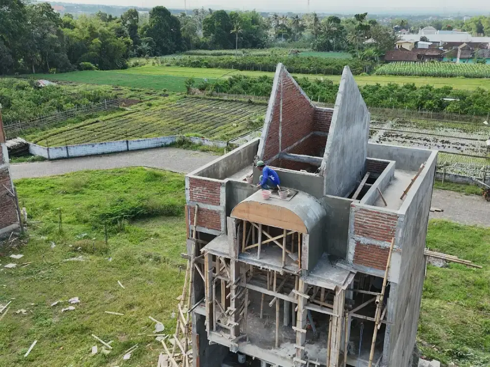 DIJUAL VILLA IKONIK LOKASI TERBAIK HARGA 800 JUTAAN
