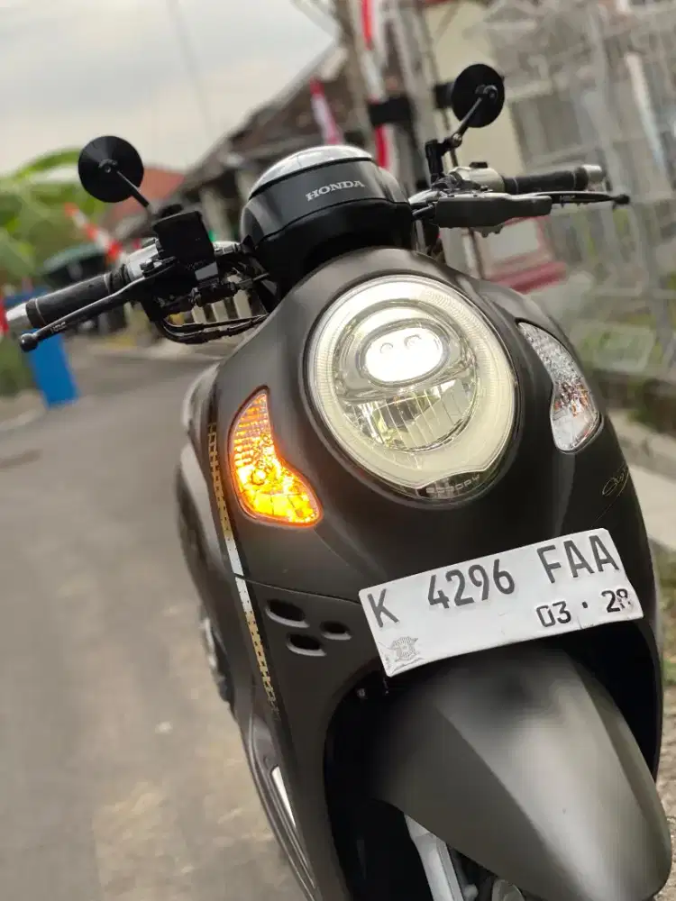 Honda Scoopy ESP ISS Stylish 2023 MATTE BROWN