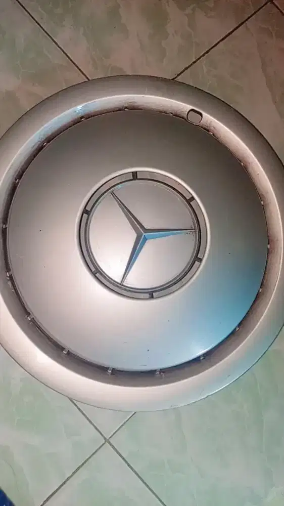 Tutup velg / wheeldoff mobil mercy