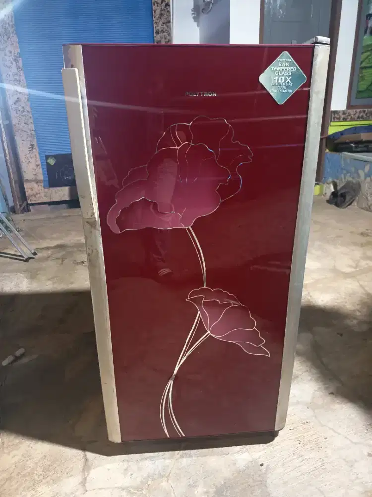 Jual kulkas merk Polytron jaminan beku