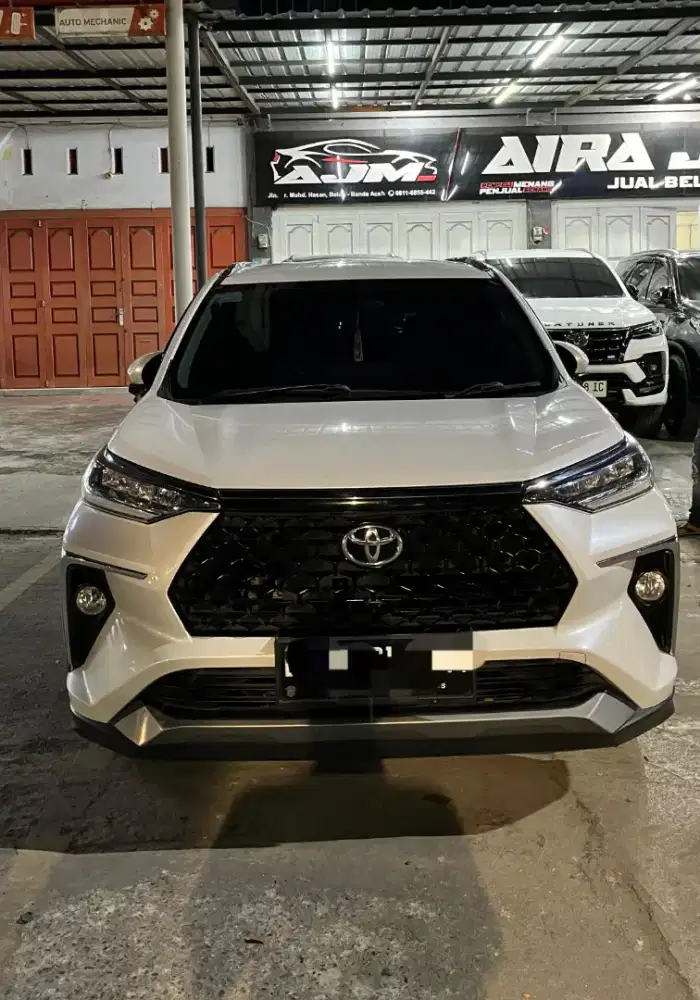 Toyota Veloz Q tahun 2022 metic