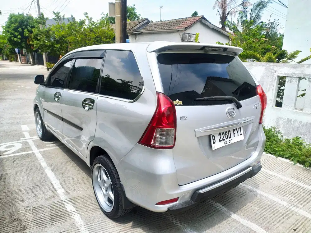 Daihatsu Xenia 2014 Bensin