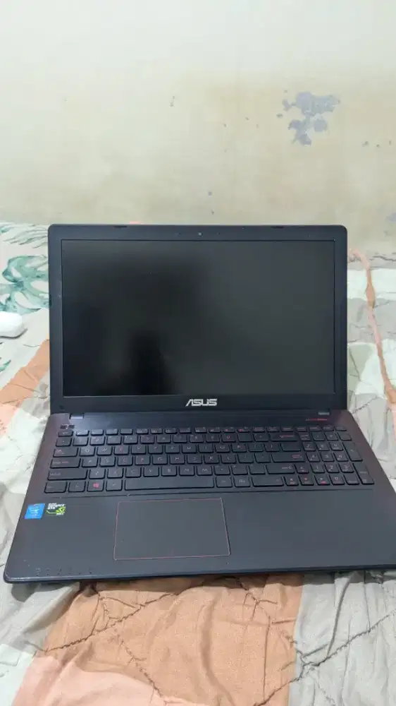 Laptop ASUS 224 GB SSD Window 10 Pro