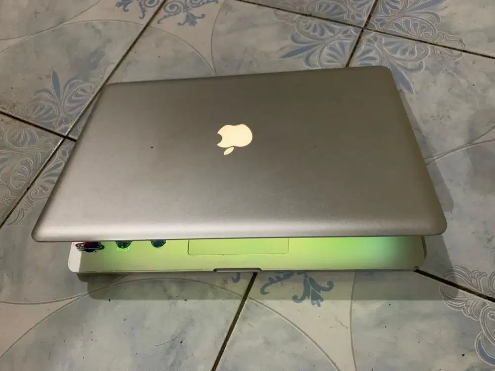 Macbook pro ram 8gb corei7