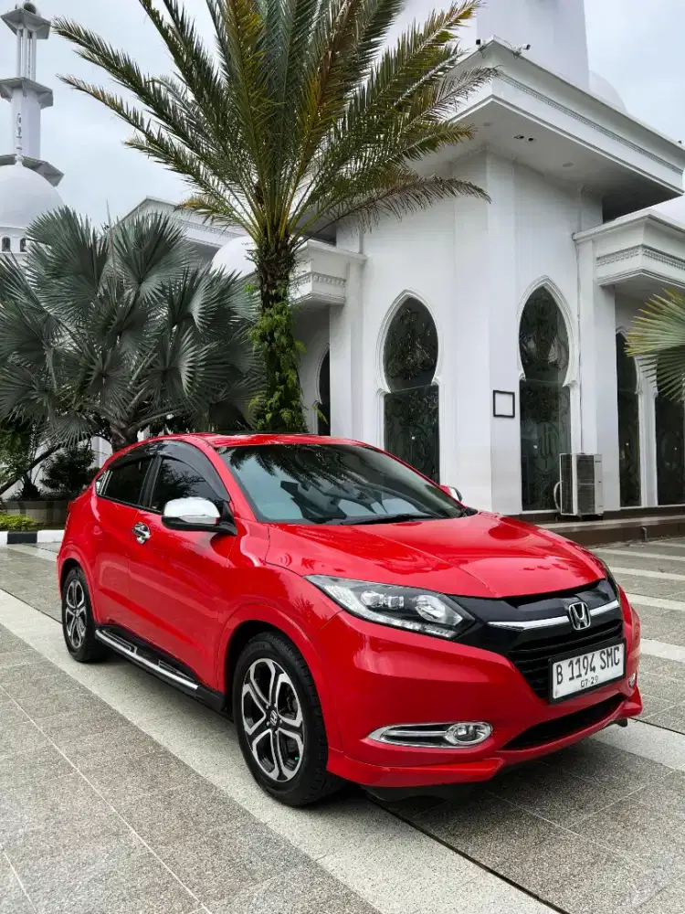 HONDA HR-V PRESTIGE SUNROOF 2015