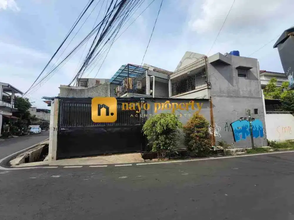 Rumah Hook Lokasi Strategis Cocok Jadi Rumah Kost di Johar Baru Senen Jakarta Pusat