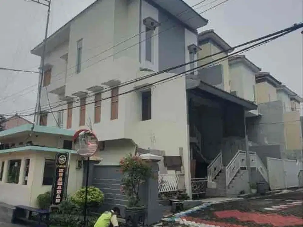 Dijual rmh semolowaru selatan one gate sistem