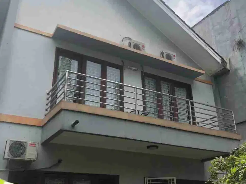 rumah cakep view gunung pancar di Sentul City Bogor