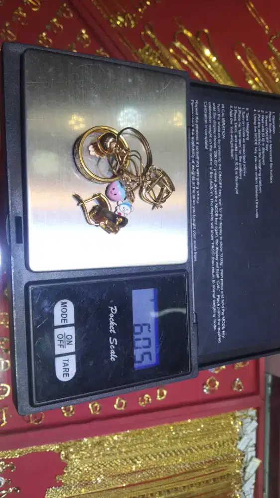 Terima emas tanpa surat dengan harga tinggi