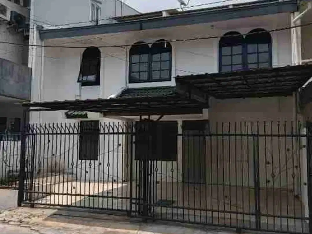 Disewakan Disewakan Rumah Strategis di Kelapa Gading Permata Biru Jakarta Utara