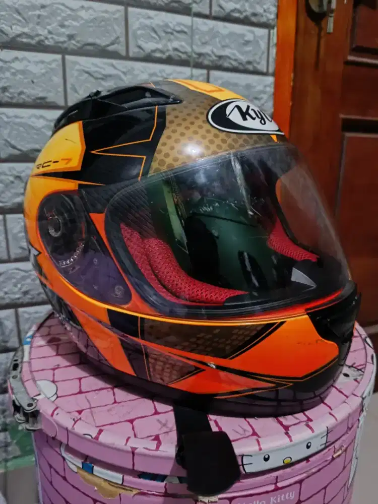KYT RC7 ORIGINAL