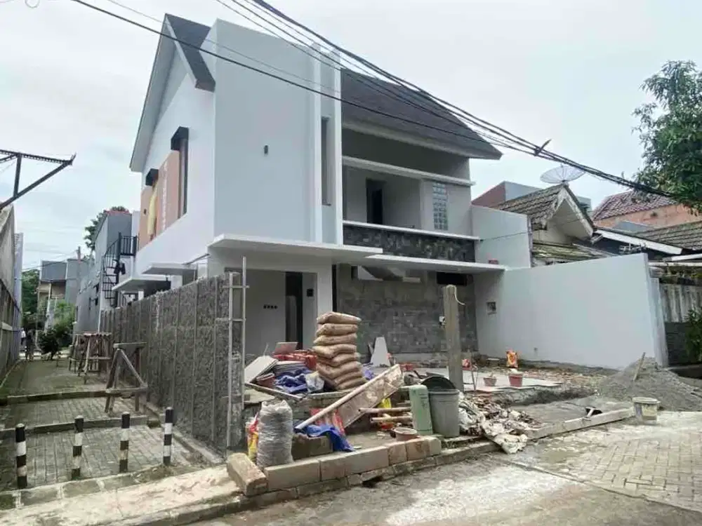 Rumah baru di Kencana Loka BSD