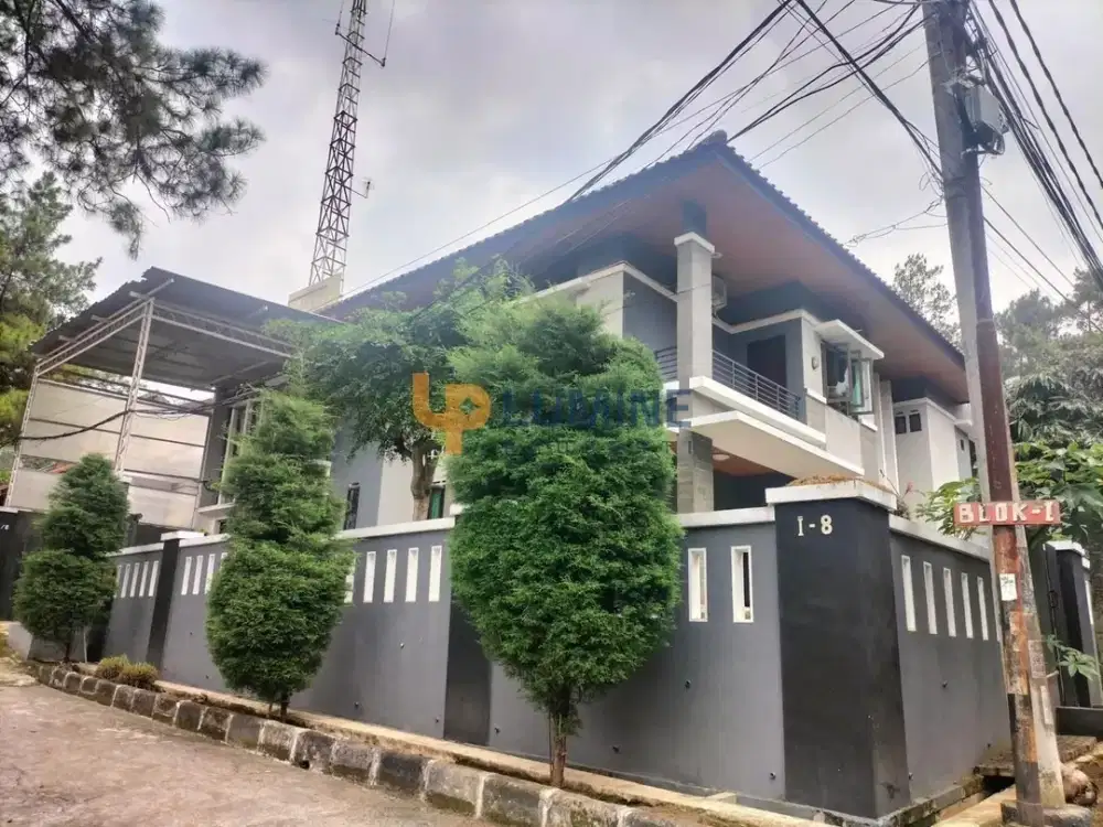 Rumah Luas 9 Kamar di Ciwaruga – Siap Huni Dalam Perumahan