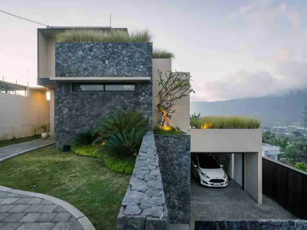 Beautiful stuning vila for sale with amazing view and ambience at Bedugul nort Bali