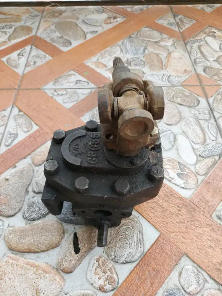 PTO dump truk Kp55