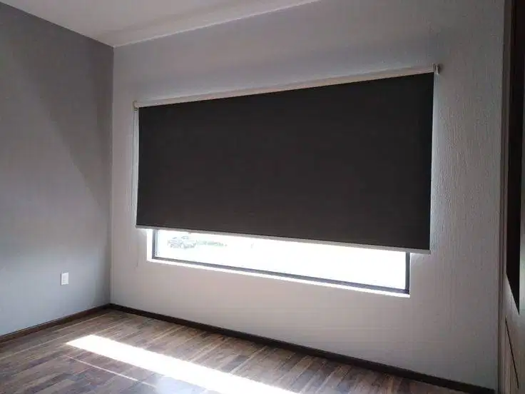 Jual & Pasang Tirai Roller Blind/Vertikal/Venetian/Roman Shades Kantor