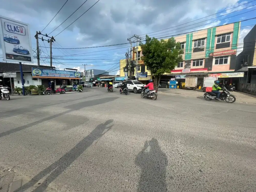 tanah murah pinggir jalan harga 4jt/ mtr. depan bakso sony