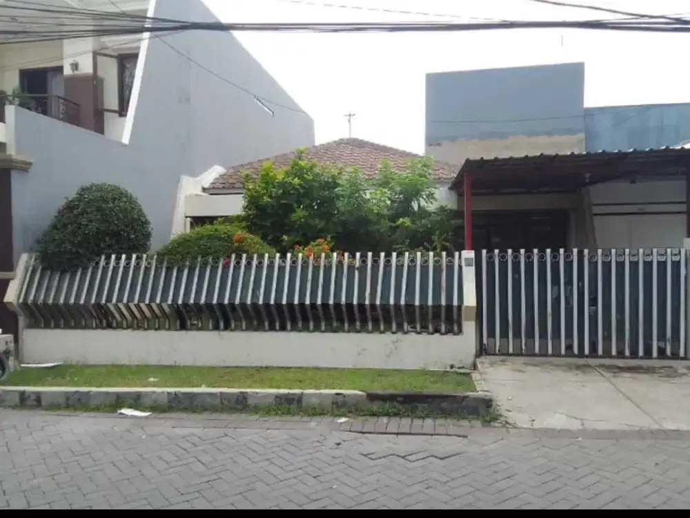 DIJUAL RUMAH RAYA SIMPANG DARMO PERMAI SELATAN SURABAYA