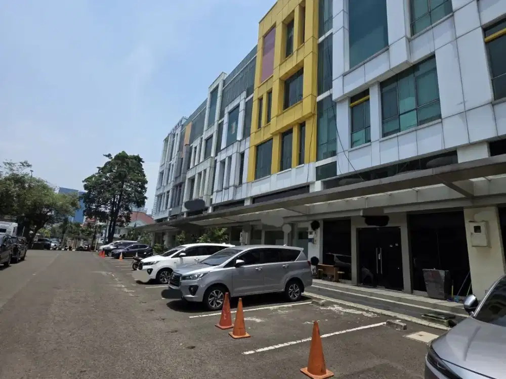 Jual Ruko Graha Boulevard 5 Lantai dengan Lift Pribadi Di Pusat Bisnis Kelapa Gading 029