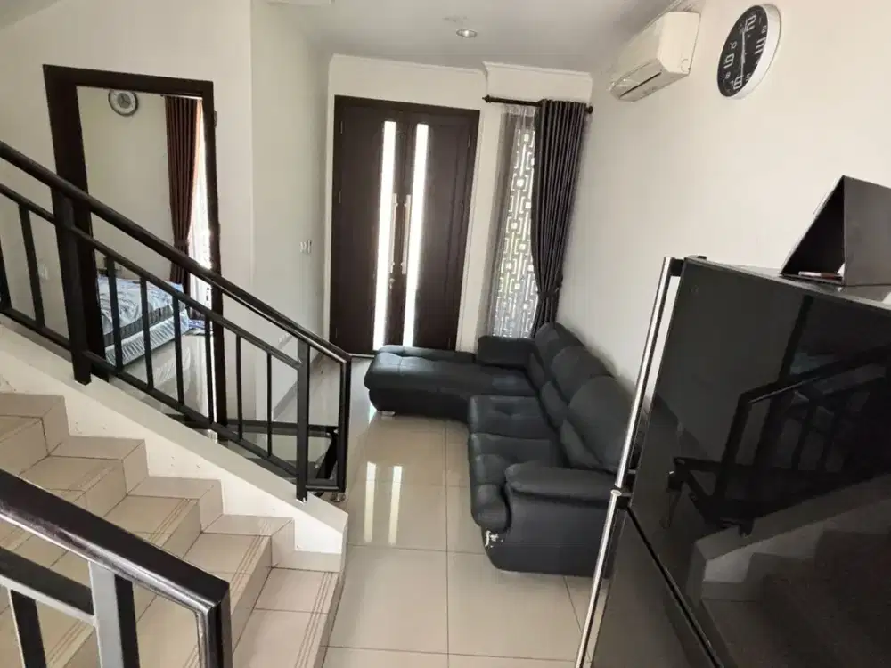 DISEWAKAN RUMAH SEMI FURNISHED CLUSTER BTARI