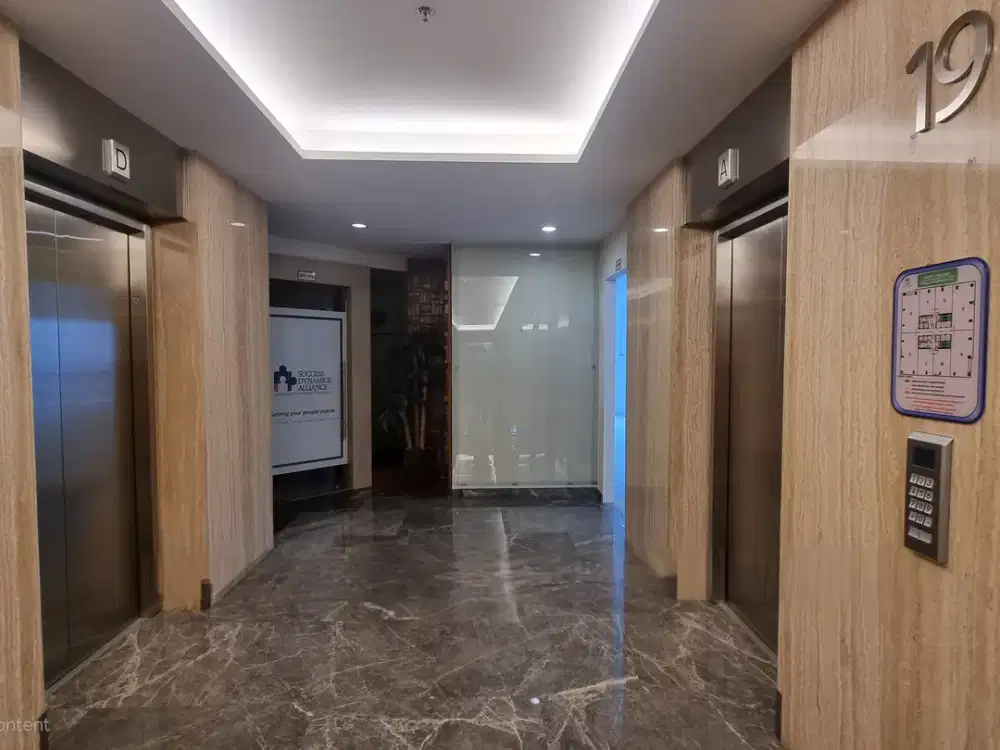 Office 88 Kota Kasablanka 275m2 view jalan raya sudah AJB