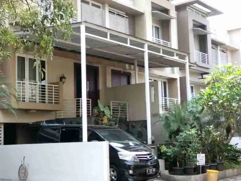 Rumah Sewa Townhouse Pasar Minggu