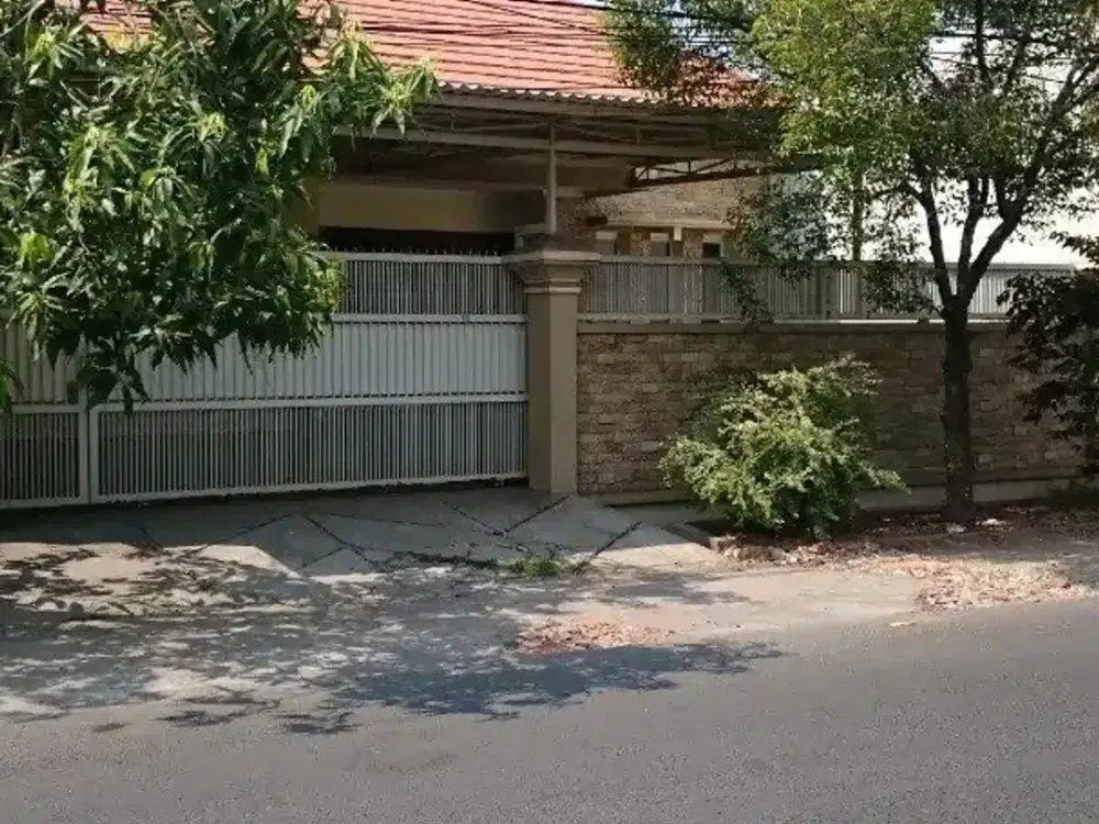 DIJUAL RUMAH GAYUNGSARI BARAT SURABAYA