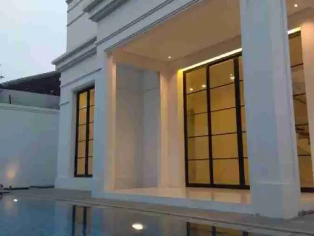 Dijual rumah 2 lt Kemang Timur Jaksel     lt 234 m2 lb 279 m2 ada 4+1 kt 3+1 km ada private pool, shm, carport 2 mobil, nego
