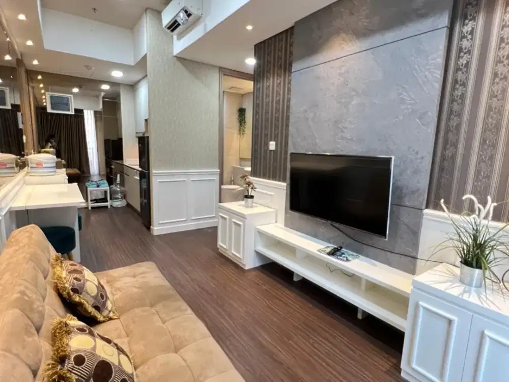 Disewakan Apartemen Taman Anggrek Residences 2 Bedroom Furnish Bagus