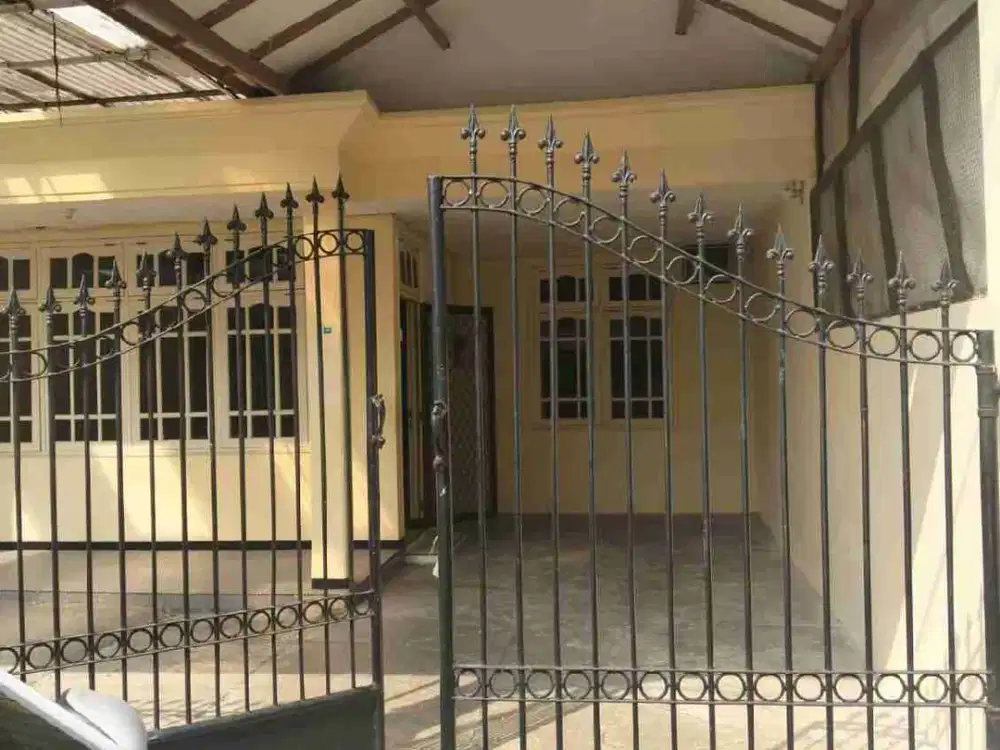 Dijual rumah darmo permai utara siap huni