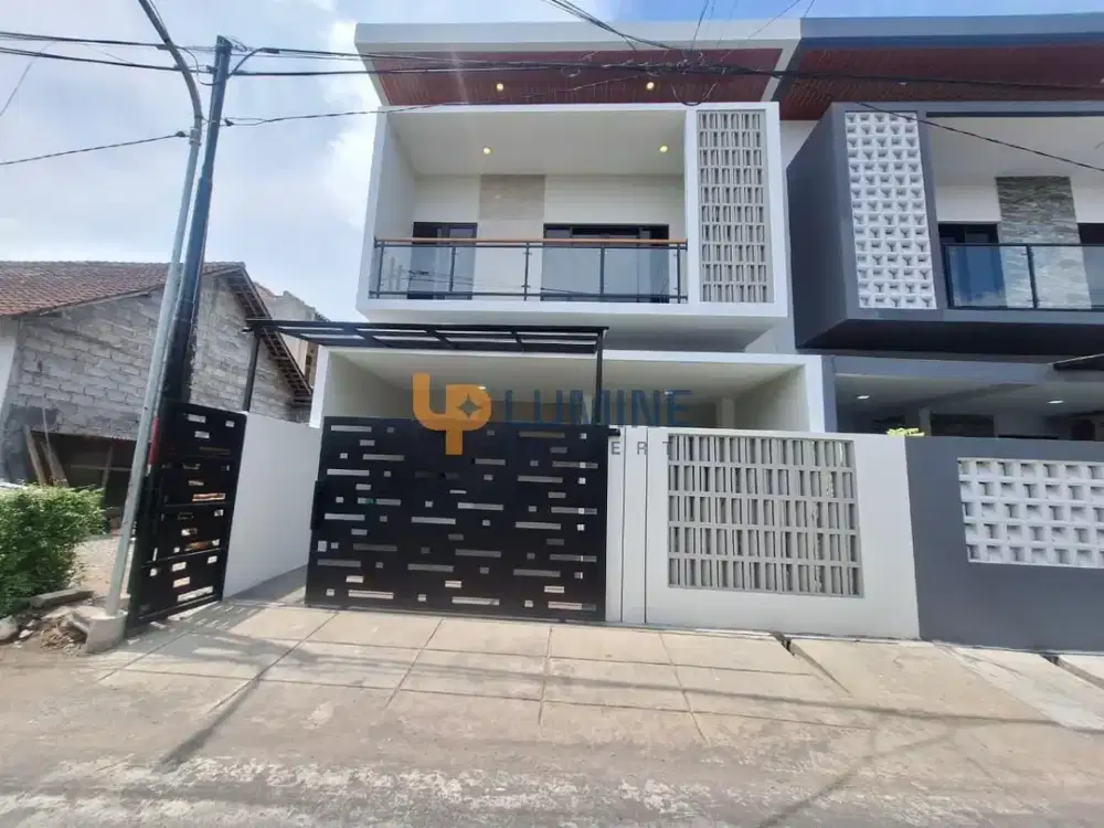 Rumah 2 Lantai di Sleman Utara, Siap Huni Dekat Jakal
