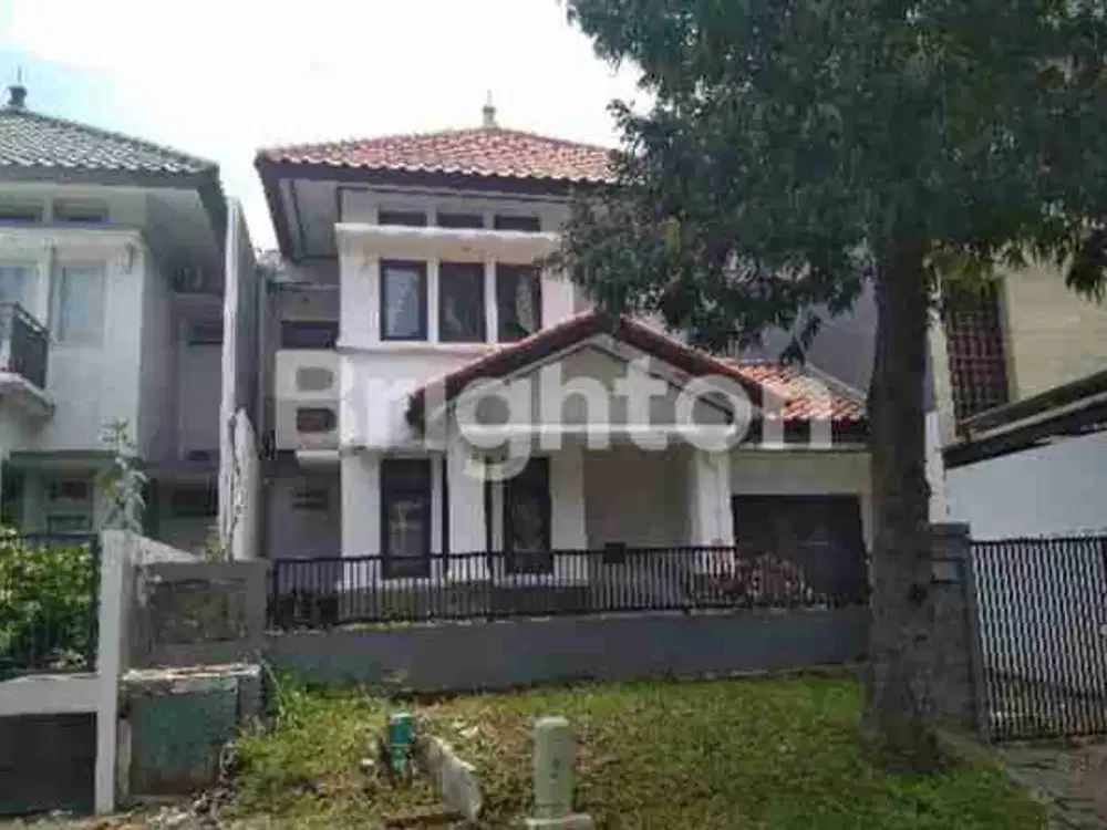 MURAH RUMAH DI GRAHA FAMILI BLOK P SURABAYA