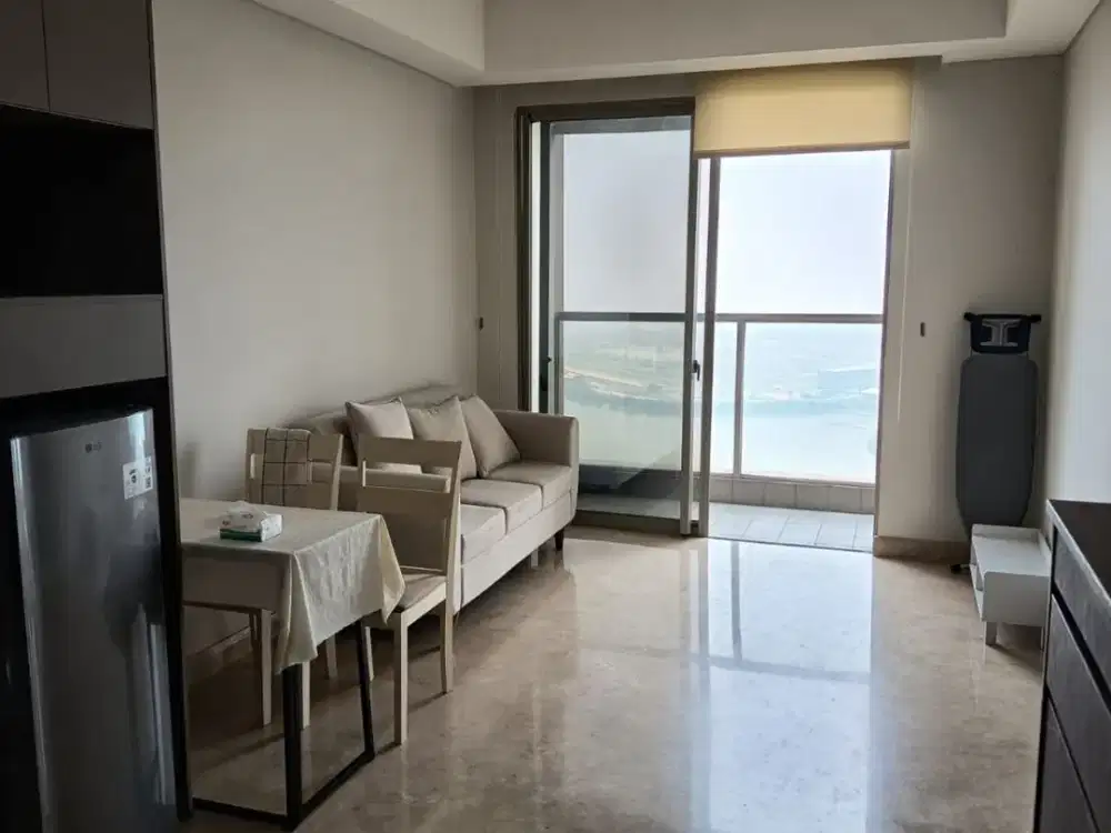 Disewa Apartemen Gold Coast Pik 1BR 51m2 sea view furnished