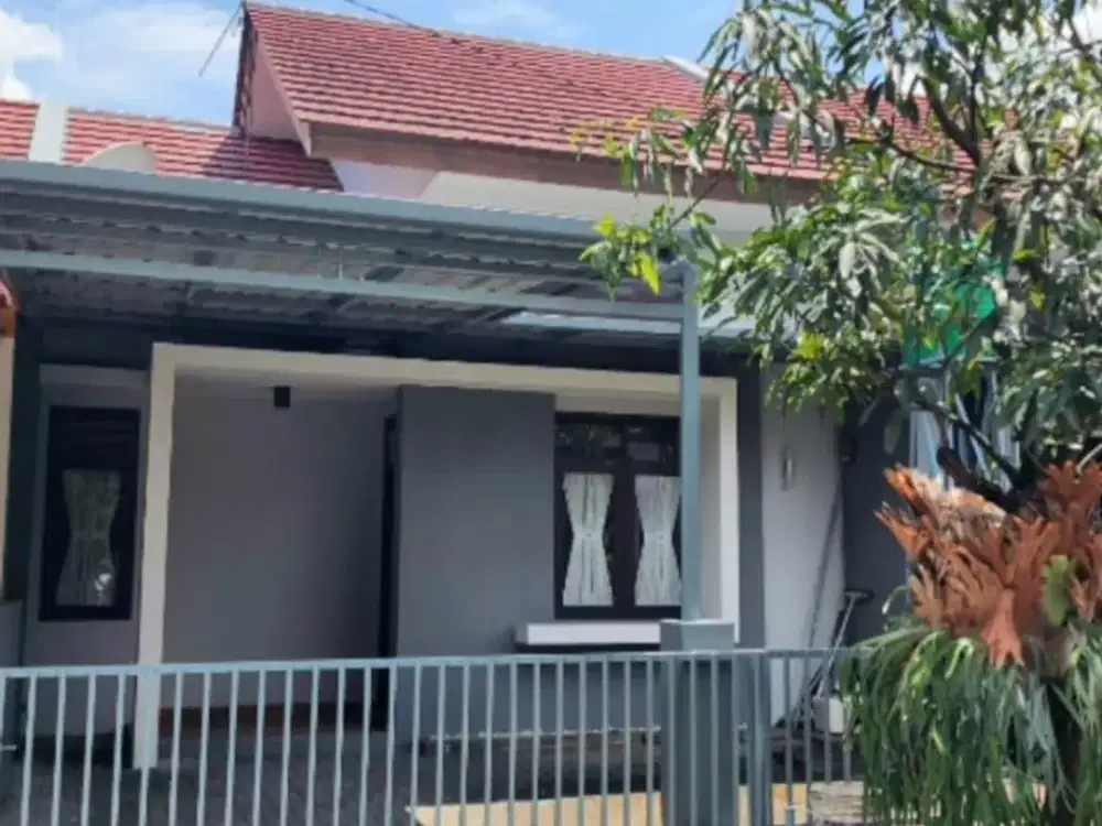 SEWA Rumah minimalis bagus siap huni cantik di Puri Dago,Arcamanik