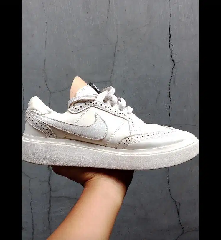 Nike shoes  size 40 1/2