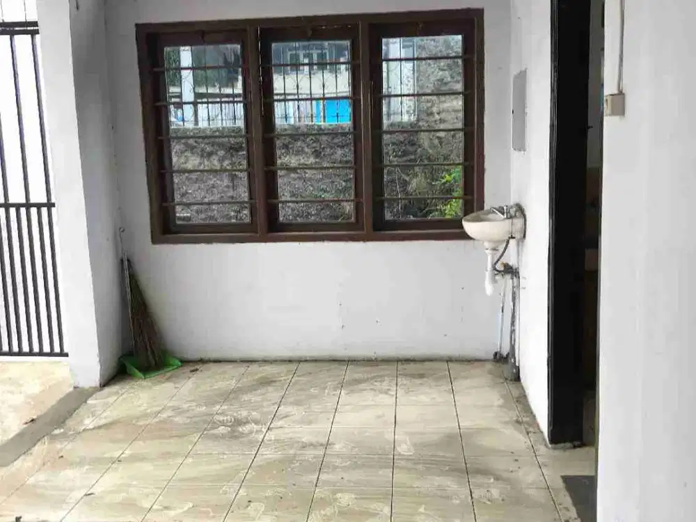 Jual Murah !! kolmas main road cck utk usaha 70/60 2 lantai SHM 500 Jt