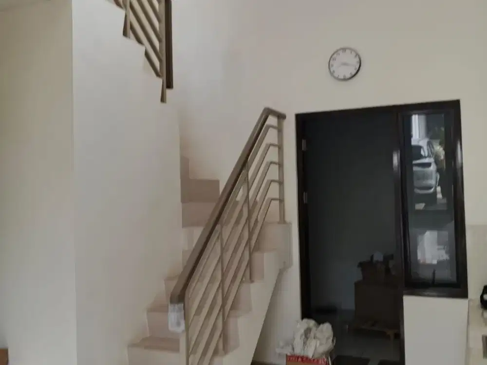 Disewakan rumah murah 2lantai di Cluster Shinano Jakarta Garden City Jakarta Timur siaphuni minimalis modern