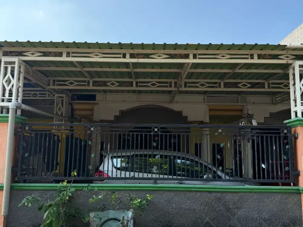 DISKON HINGGA 60%! DIJUAL LELANG RUMAH DI KELURAHAN MADE KECAMATAN SAMBIKEREP SELANGKAH KE CITRALAND