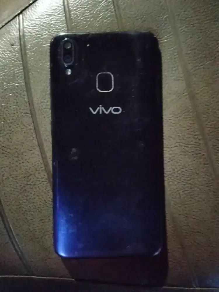 Di jual BU cepat hp Vivo y91 ram 4/64, lokasi jakpus kebun sirih.