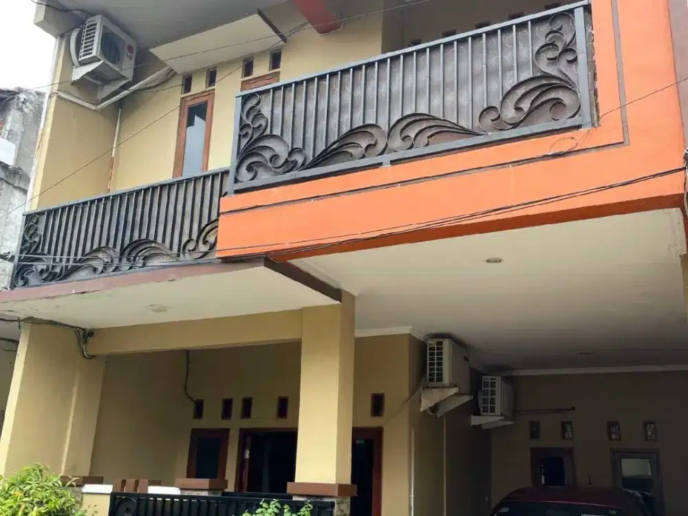 Rumah 2 Lantai luas 168 di Wijaya Kusuma, Jaka Sampurna, Bekasi