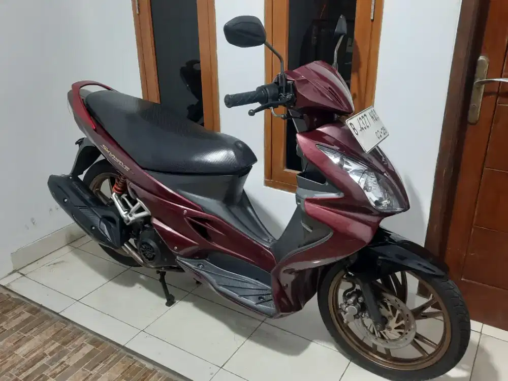 Suzuki Skywave NR 125 Th 2009 Mulus Sehat Terawat Siap Pakai Jauh