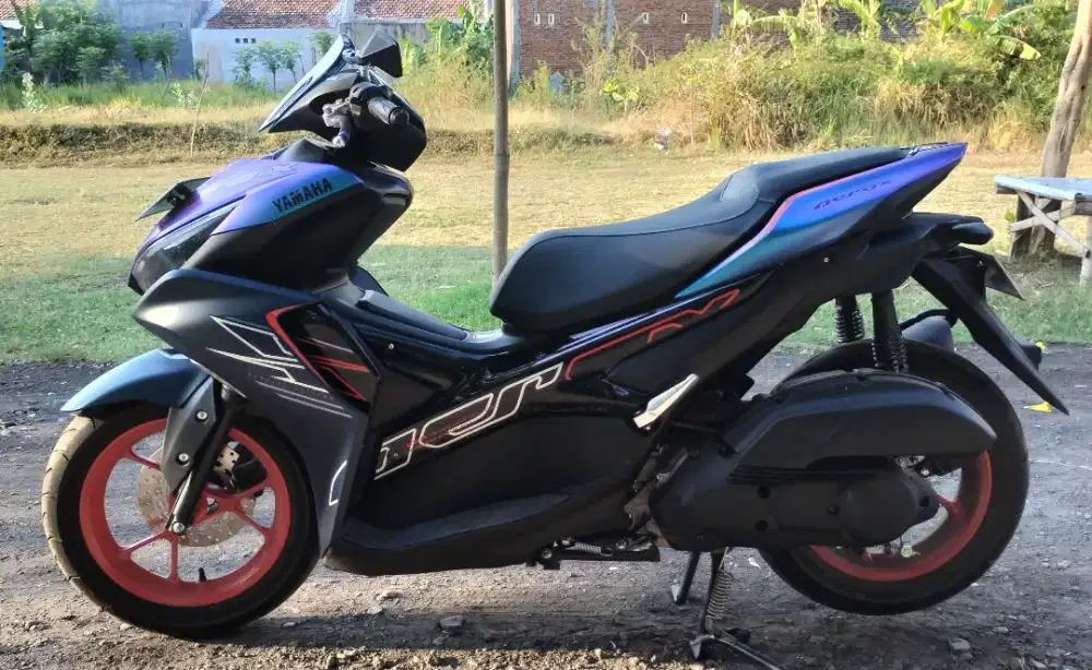 Yamaha Aerox Cyber city
