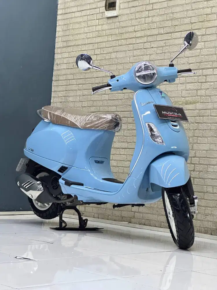Vespa LX 125 Like New