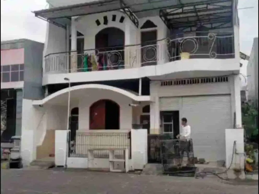 RUMAH DAERAH TLOGOSARI DI JL TRUMTUM PEDURUNGAN SEMARANG