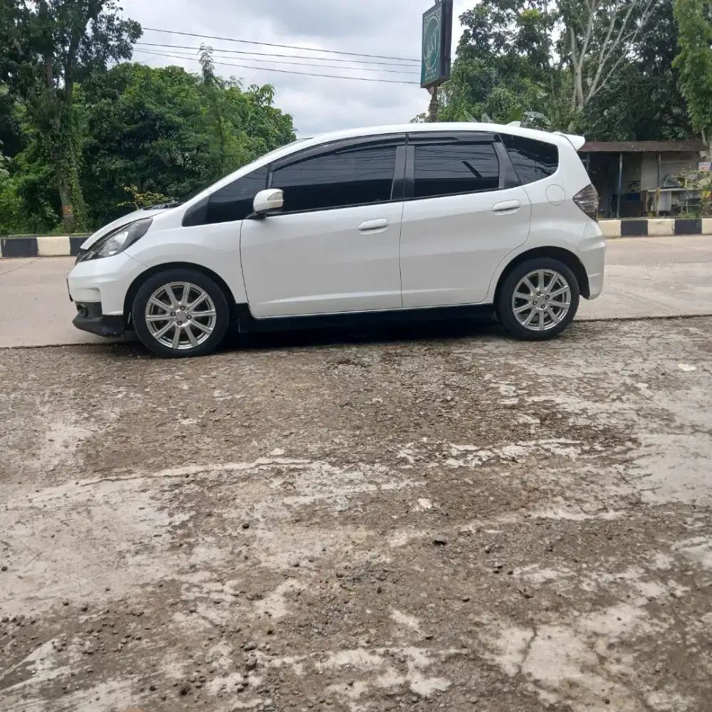 Di jual jazz RS MT
