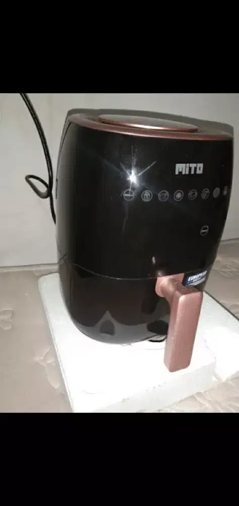 Dijual AirFryer jenis Mito AF5 + Kardus
