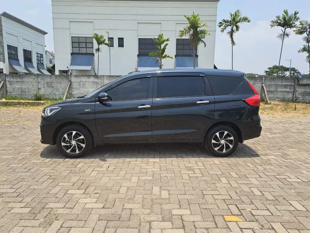 Ertiga GX Matic Hybrid 2024 Km 7rb