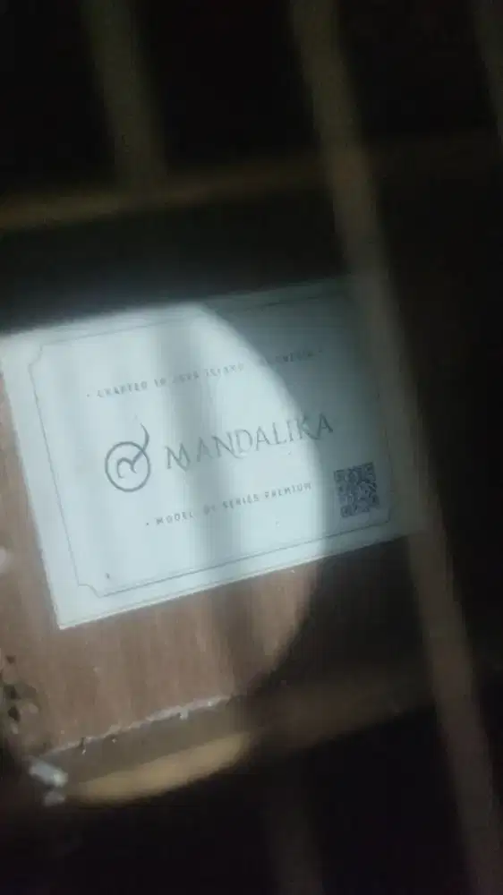 Jual gitar akustik mandalika